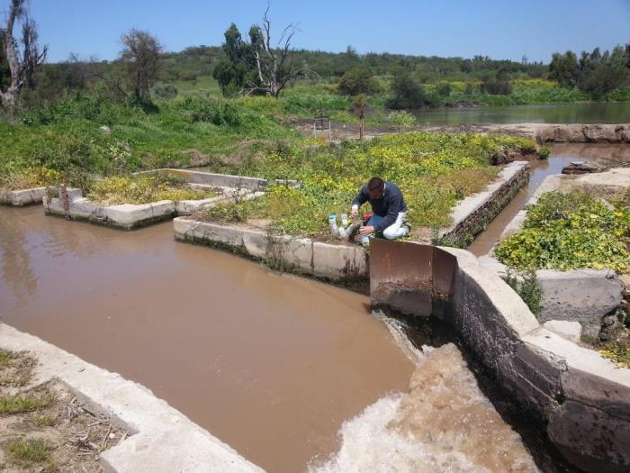 1-canal_las_mercedes_toma_de_muestra_2-1